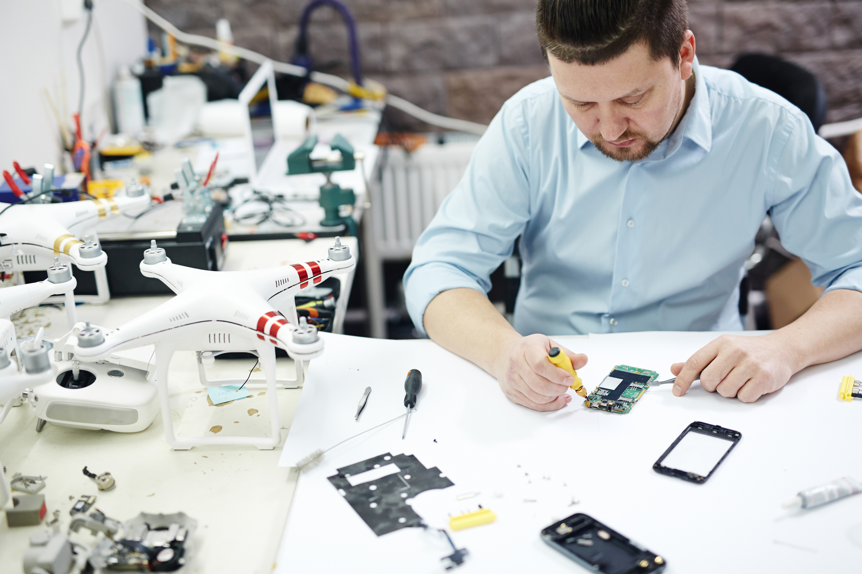 Factors amping up the popularity of refurbished gadget
